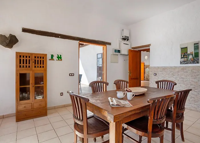 Semesterbostad Casa La Caldereta Guatiza